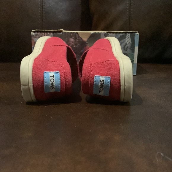 Red Classic TOMS Canvas Slip-Ons - Picture 3 of 7